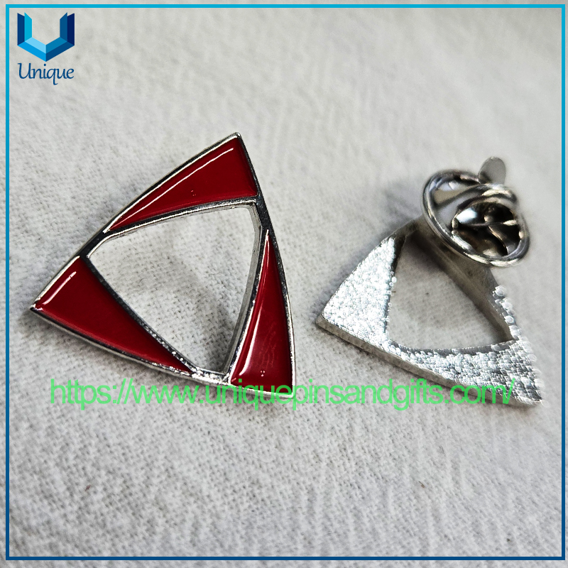 Customize Thailand Magnet HEMP Lapel pin with UV Printing (4) Customize Thailand Magnet HEMP Lapel pin with UV Printing (4)