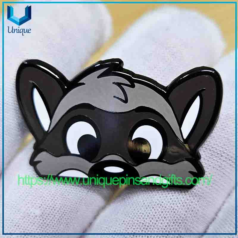 Geometric Cartoon Pig Enamel Pin Badge with Colorful Printing for School Promotion Children (10) Geometric Cartoon Pig Enamel Pin Badge with Colorful Printing for School Promotion Children (10)