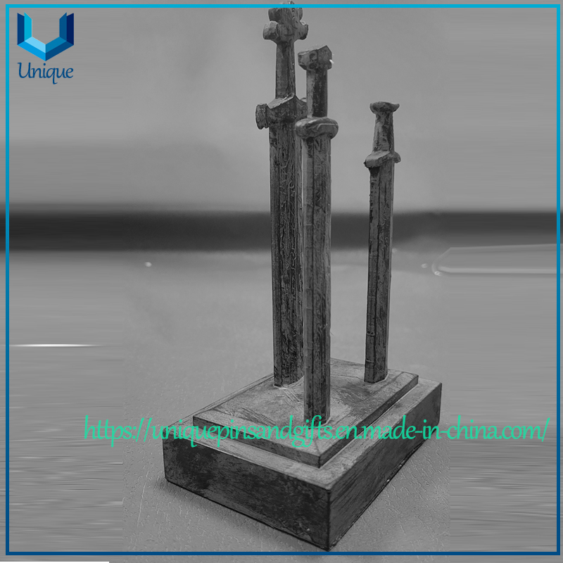 Custom 17cm 3D Sword Design Statue, Home Decoration Souvenir gift Resin / Zinc alloy Trophy Award Statue with Base