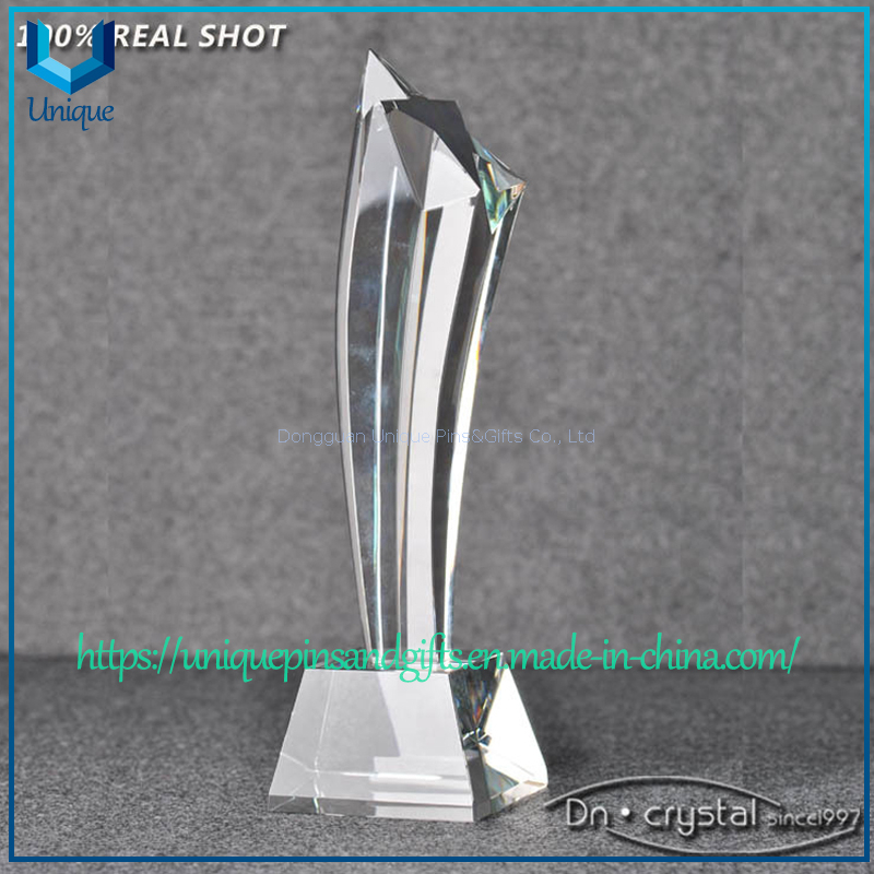 Customized Crystal Trophy, with Beveled Five-pointed Star Shape on The Top, Curved Body, And Crystal Base on The Bottom.