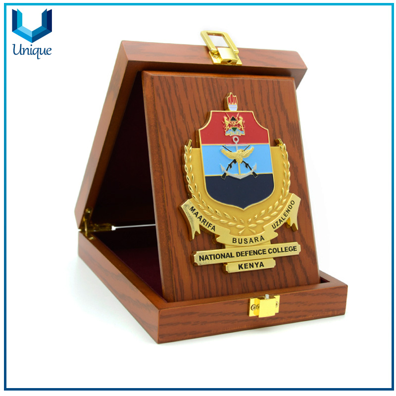 High-End Display Flip-Top Storage Engraved Text Fits Customized Commemorative Coins & Medals with Solid Wood gift Box for displayer