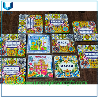 Hot Sales Portuguese-style Ceramic Magnetic Fridge Magnets Sticker with Creative Portuguese Patterns & Textured Effect for Travel Souvenir Gifts