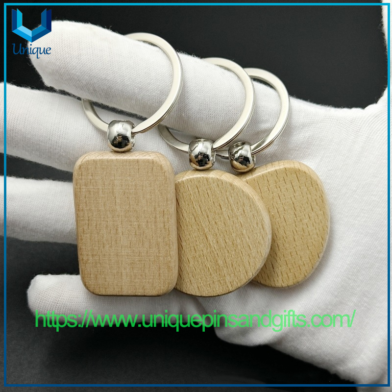 DIY Laser Engraving Character Pattern Solid Wood Keychaien