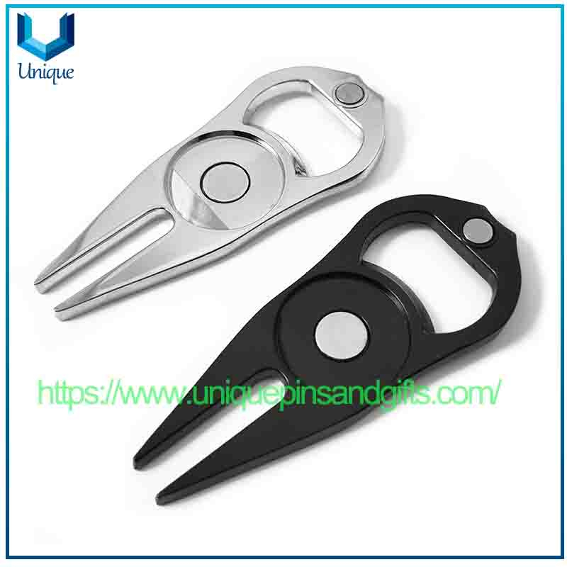 Spot-on Golf Green Fork Metal Ball Fork, Bottle Opener Golf Ball Marker Golf Turf Tool for Golf Gift