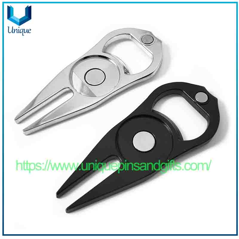 Spot-on Golf Green Fork Metal Ball Fork, Bottle Opener Golf Ball Marker Golf Turf Tool for Golf Gift