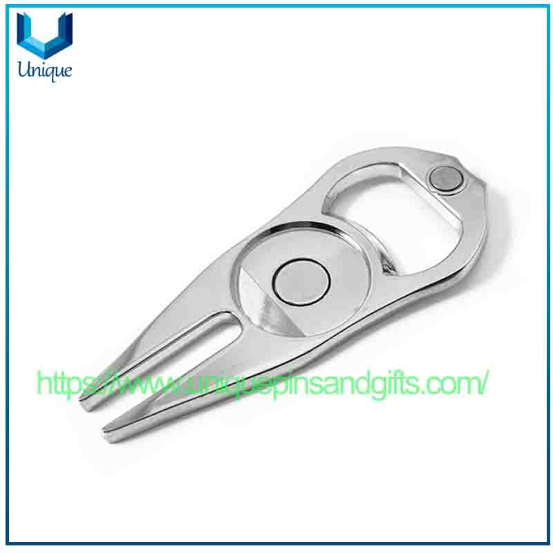 Spot-on Golf Green Fork Metal Ball Fork, Bottle Opener Golf Ball Marker Golf Turf Tool for Golf Gift