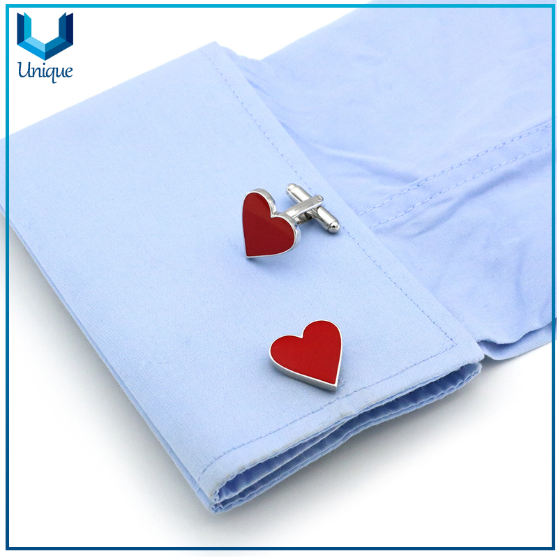 Customize Design Heart shape Cufflink, Wedding Gift Metal Cufflink, Enamel Fashion Cufflink, Jewelry Cufflink for Promotional Gifts