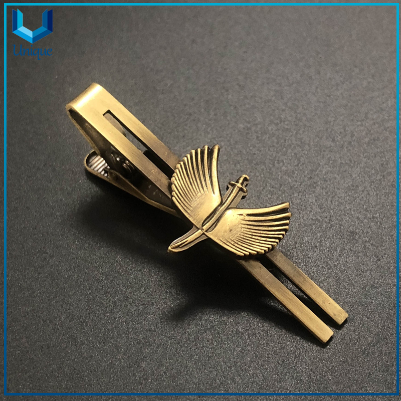 Metal Crafts Manufacturer, Tiepin & Cufflink in Customize Desgin in Antique Brass Plating in Set, 3D Metal Tie bar / Cufflink for Promotional Gifts