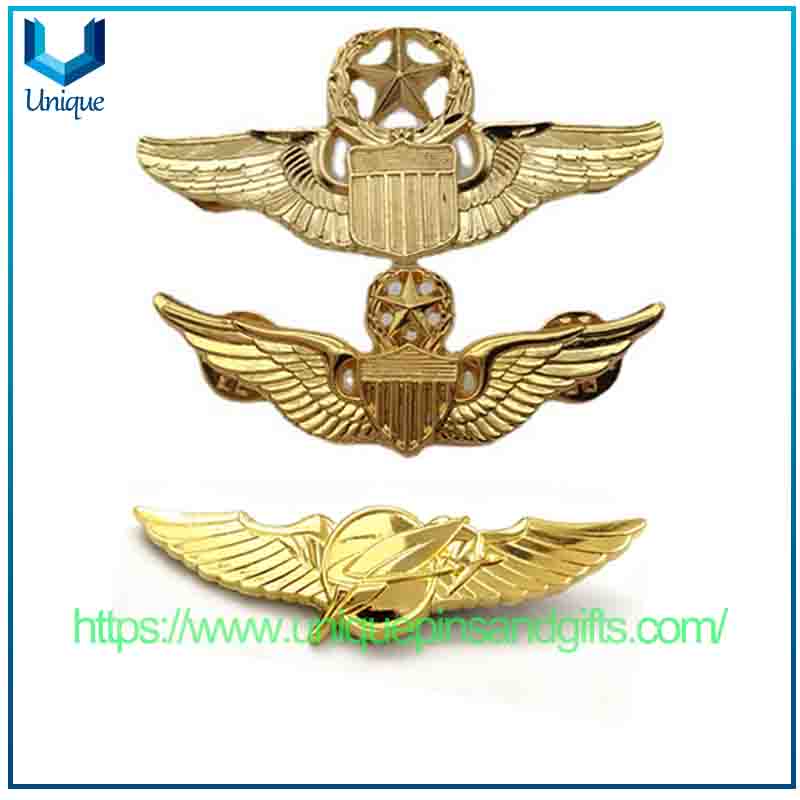 Pilot's Badge Commemorative Medal,Pilot's Shoulder Insignia,US Military Metal Chest Badge, Collection for US Navy Air Force Army Aviation Corps Enthusiasts