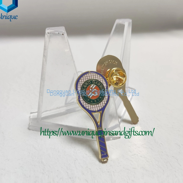 Custom Fashion Decoration Metal Brooch Pin, French Paddle Racket Carros Lapel Pin