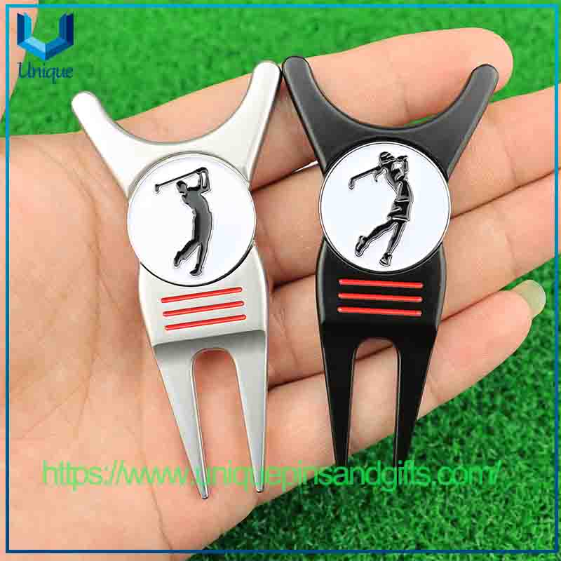 New in Stock Golf Course Turf Marker Bottle Opener Putting Green Fork Golf Course Grass Cutting Fork Divot Tool