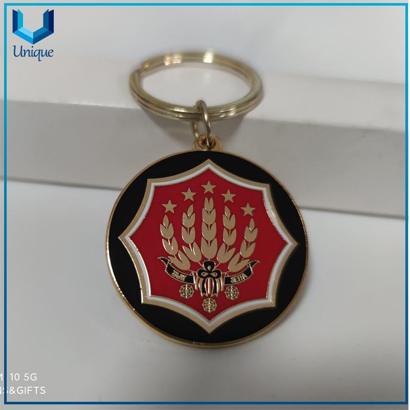 Customize High Quality Hard Enamel Metal Keychain, Fashion Gold Medallion with Keyring for Decoration Gifts