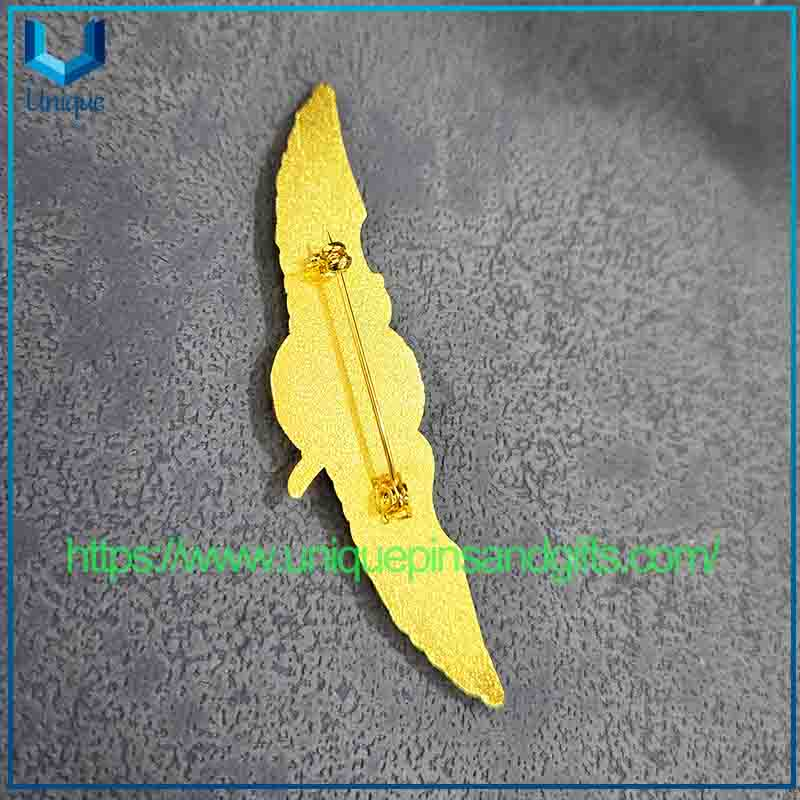 Pilot's Badge Commemorative Medal,Pilot's Shoulder Insignia,US Military Metal Chest Badge, Collection for US Navy Air Force Army Aviation Corps Enthusiasts