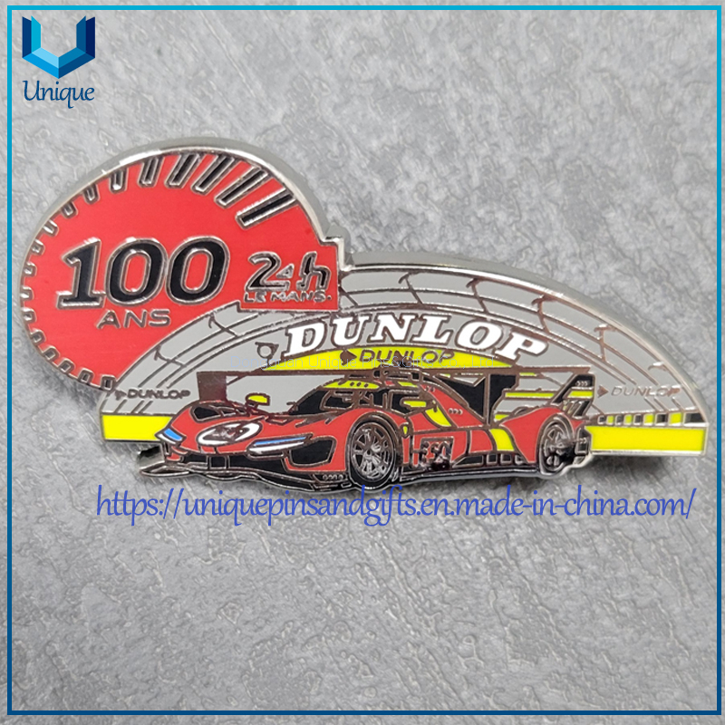 Custom hard enamel racing car lapel pin，school bus pin