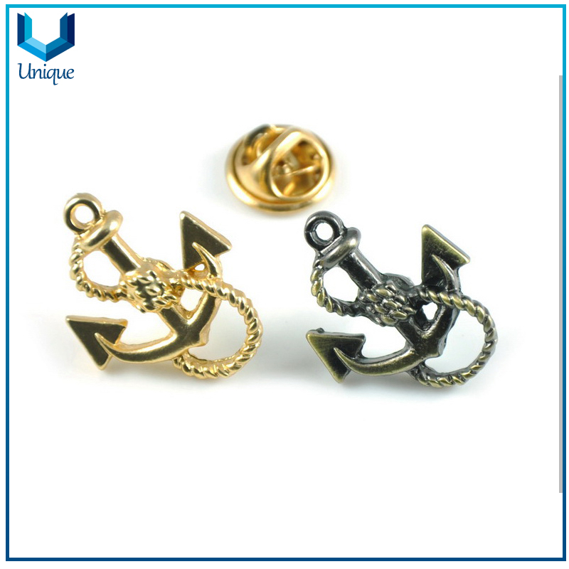china Military Coin factory, Customize Police Badge with Genuine Leather Holder , 3D 24k Gold Plating Military Badge with Engraving Series Number,