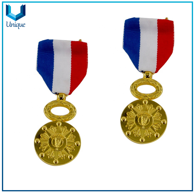 Antique Gold Plating 3D Medal, Military Medal Plaque, Customize Design Medal Trophy W/ Safety Pin for Wearing