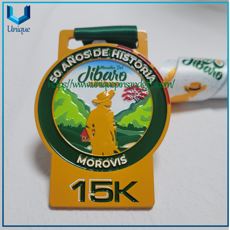 Custom 3D gold Puerto Rico Morovis Souvenir Medal with Velvet box (13)
