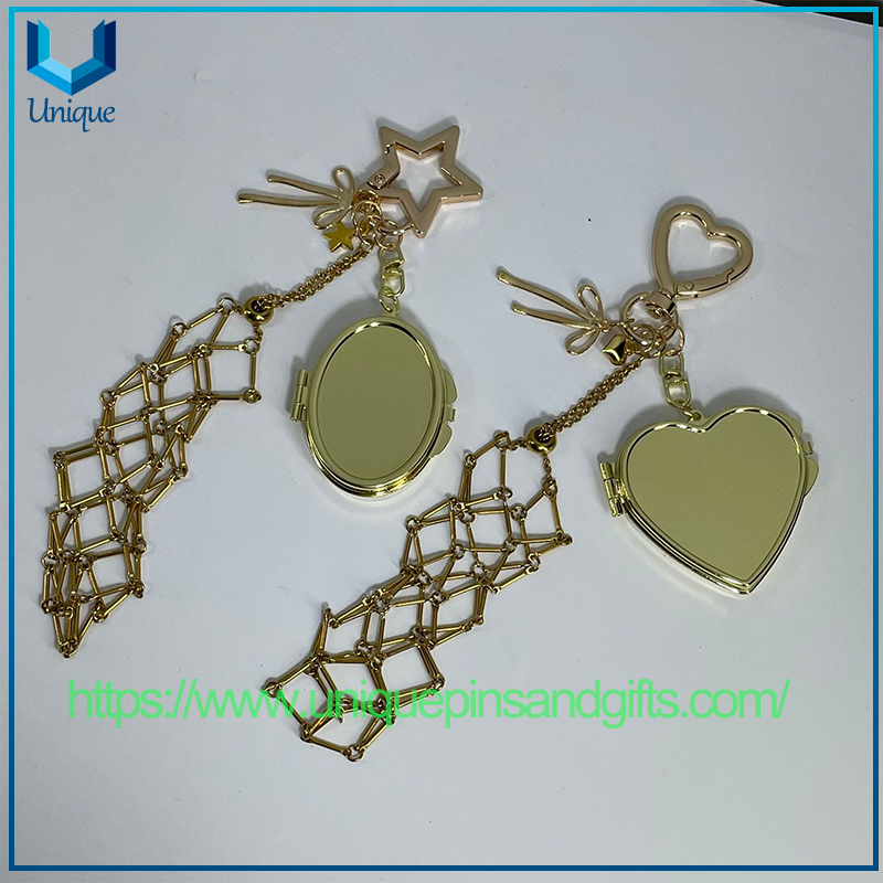 New Style Golden Stainless Steel Lipstick Net Bag Pendant Fashionable Lipstick Bag Pendant Ladylike Keychain Pendant