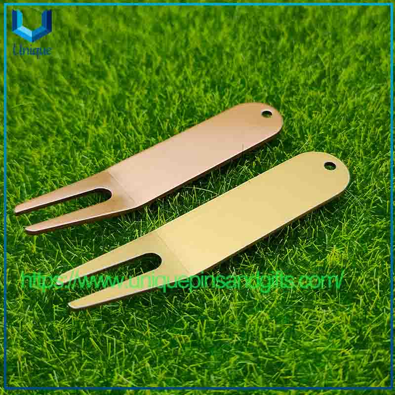 Custom Design Golf Ball Fork Metal Golf Putting Green Fork Golf Grass Repair Tool Blank Logo Golf Divot Tool