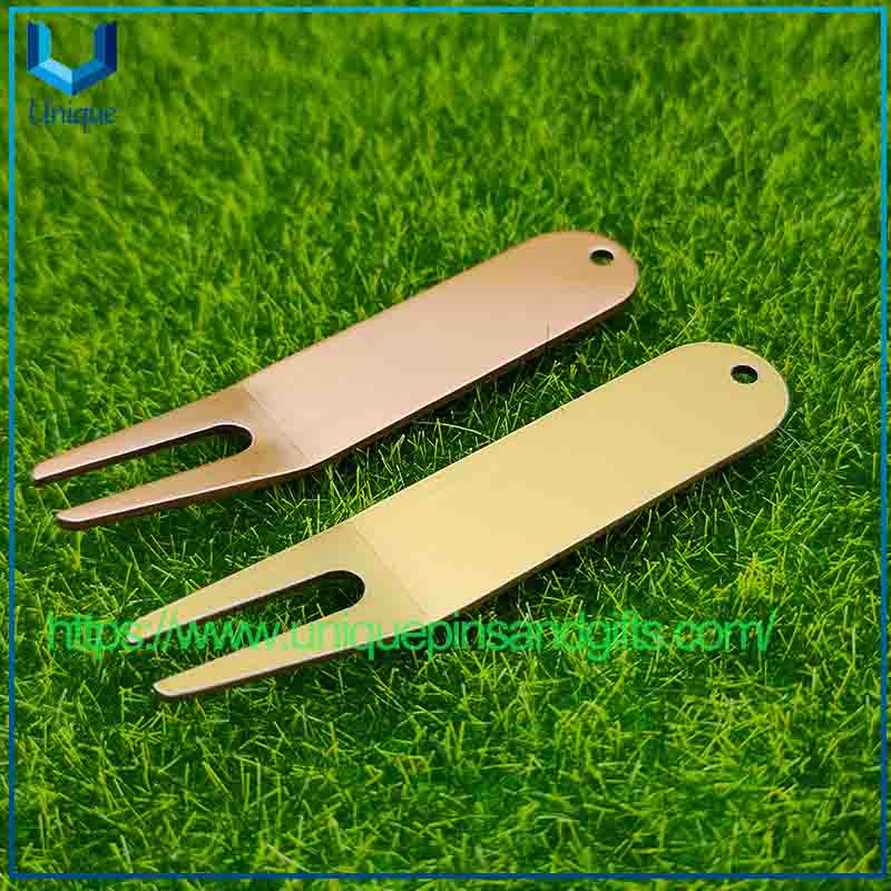Custom Design Golf Ball Fork Metal Golf Putting Green Fork Golf Grass Repair Tool Blank Logo Golf Divot Tool