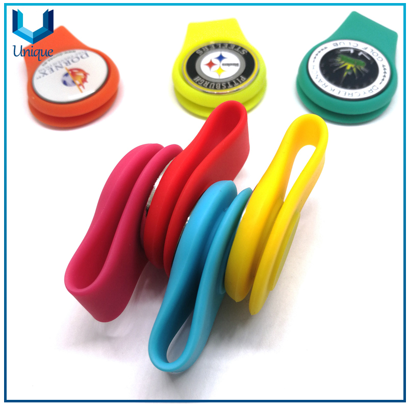 Available stock Silicone Golf Hatclip with Customize Golf Ballmarker in Set, ECO Friendly Multiple Color Soft Silicone Hatclip for Promotional Gifts