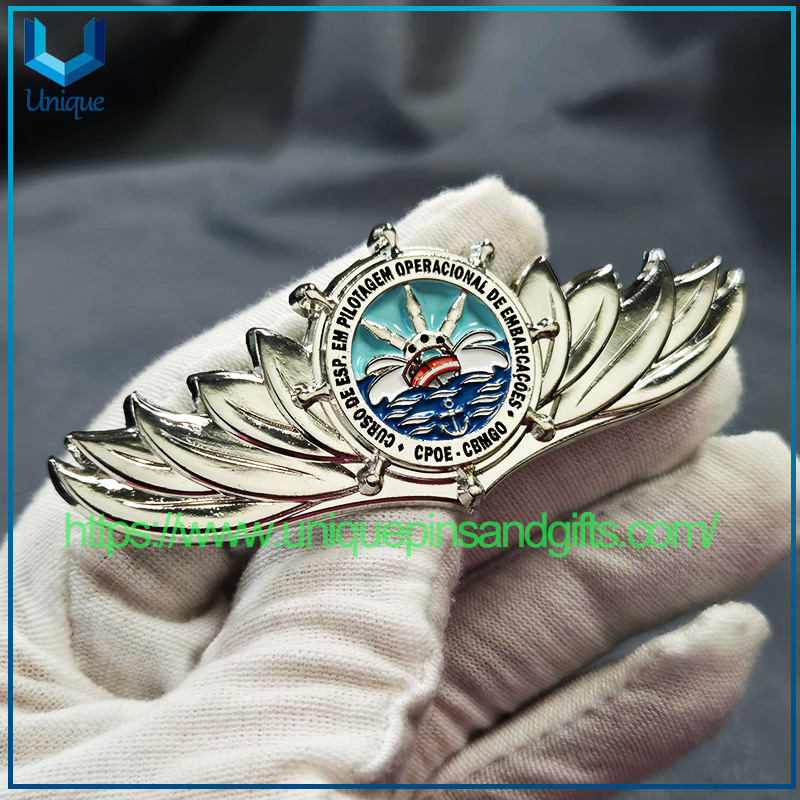 Custom 3D Metal Lapel Pin Brooch Badge Brazilian Octopus Owl Triangle Shape Badge PMGO SSPGO CBMGO Wing Butterfly Clasp Badge