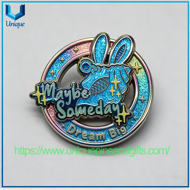 High-quality Custom-made Exquisite Metal Badges Brooches Lapel Pin in Unique Shapes with UV-printed Personalized Colorful Logo Text Patterns