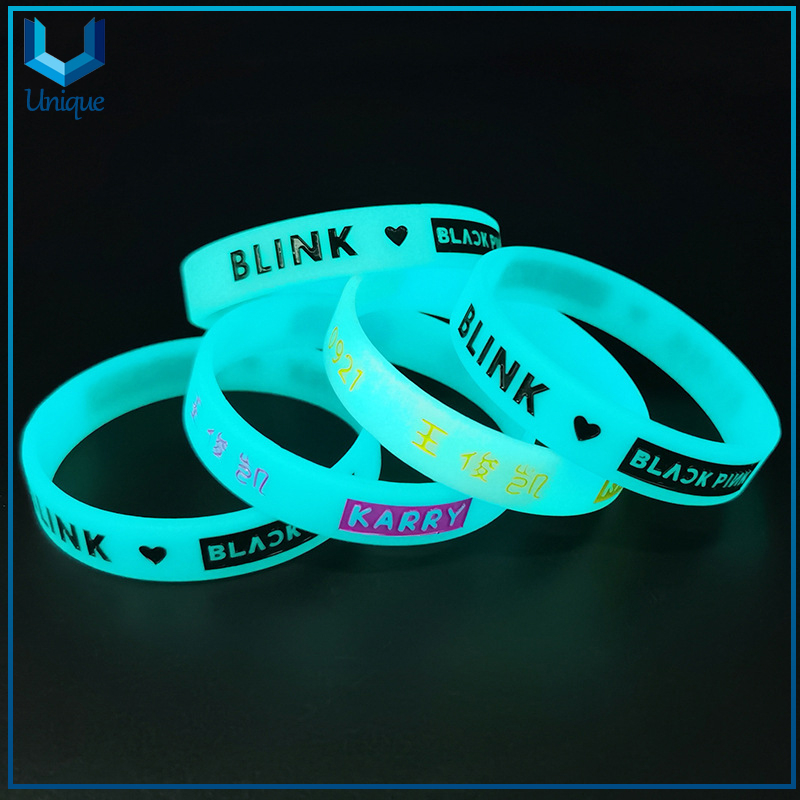 Silicone BraceletsCustom Silicone Wristbands 
