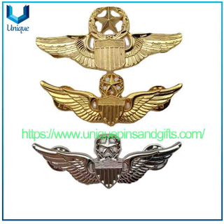 Pilot's Badge Commemorative Medal,Pilot's Shoulder Insignia,US Military Metal Chest Badge, Collection for US Navy Air Force Army Aviation Corps Enthusiasts