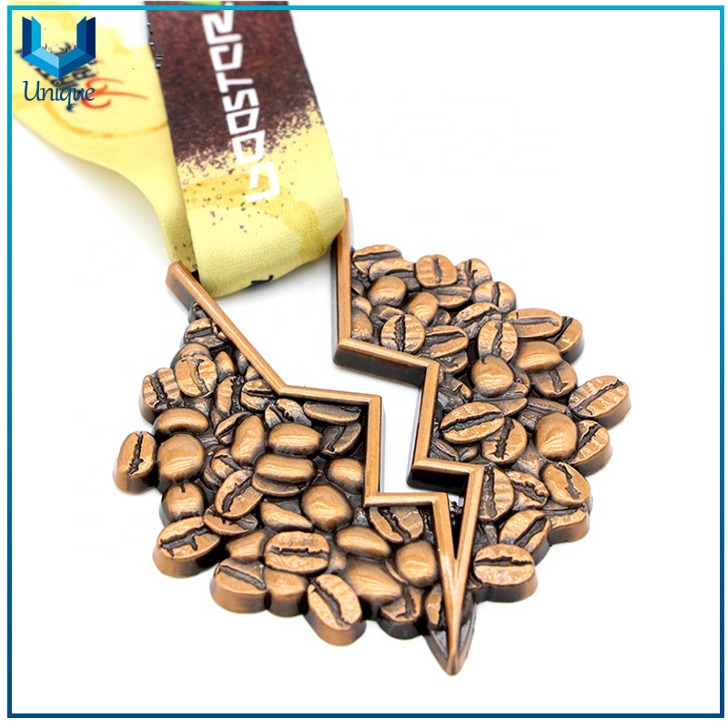 Customize Metal Crafts, Souvenir Medal, Gifts Medal, Coffee Bean Medal, Racing Medal, Competition Medal with CMYK printed Ribbon/Lanyard