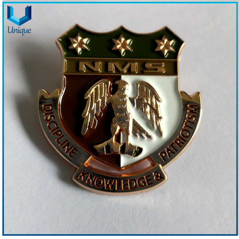 Customize 3D Award Badge, 3D Coin Badge, Souvenir Insignia, Die Cast 3D Lapel Pin in Gold