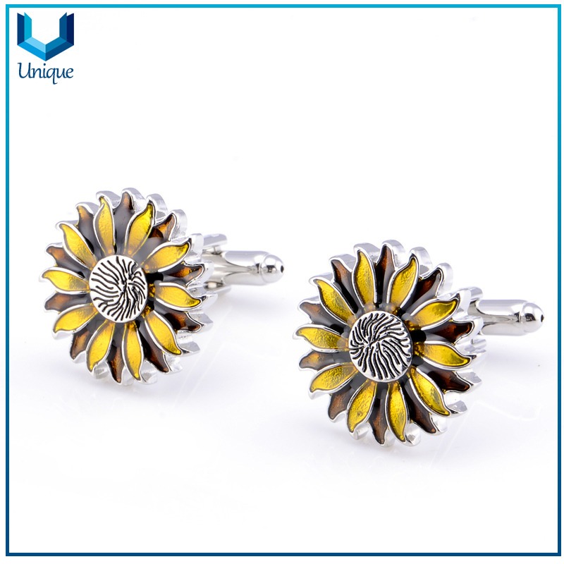 Fashion Sunflower Cufflink, Customize Metal Jewelry Tie Pin Cufflink for Shirt Decoration,China Wholesale Epoxy Cufflink for Promotional Gifts