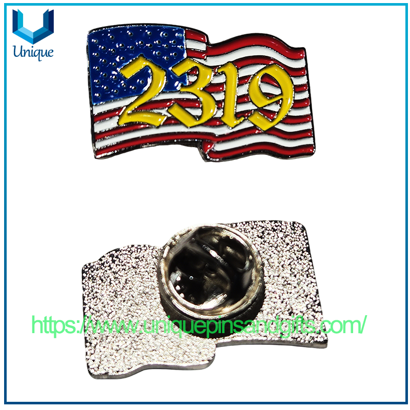 Custom-designed Charming 3D Metal Badges National Flag Badges with Butterfly Clasps