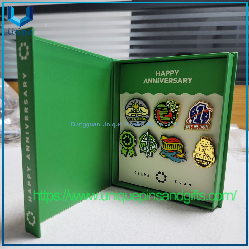 Custom Best Promotional Gifts Israel Souvenir Gift Metal Brooch Lapel pin with gift box for packing (11)