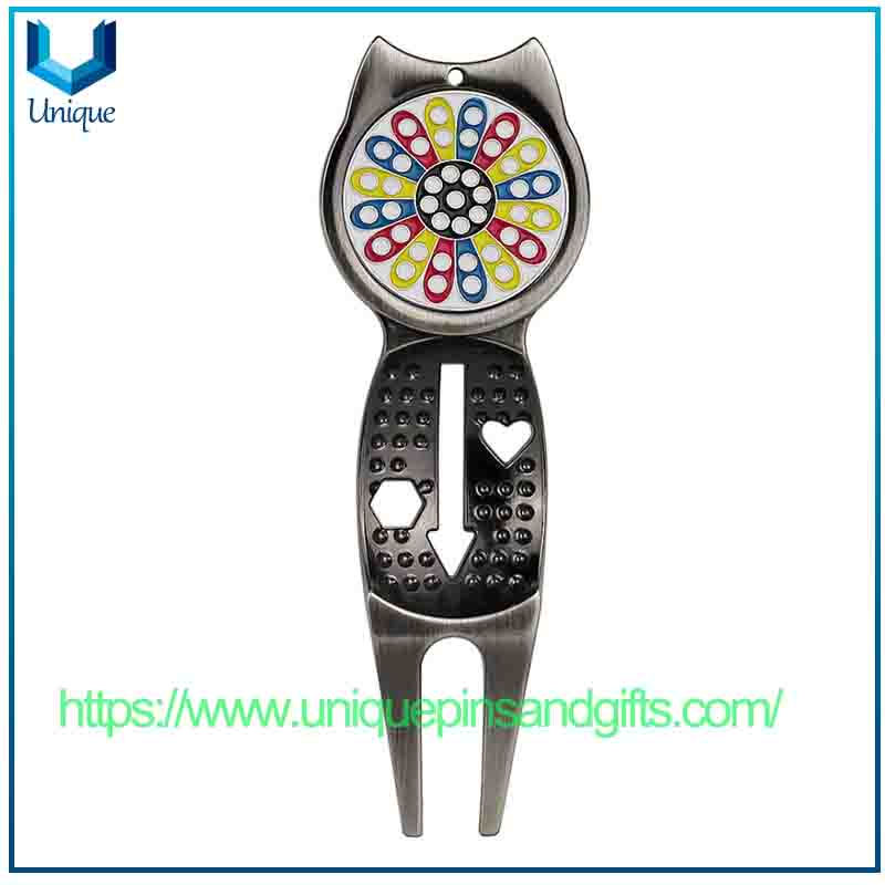 Custom Design Blank Logo Golf Green Tee Metal Ball Marker Ball Tee Coin Golf Cub Accessories