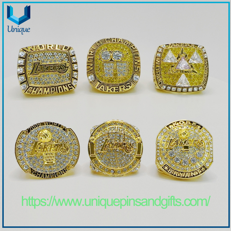 Customize Championship Finger Ring Flip-open Rotating Bulls Sports Souvenir Gift Championship Finger Ring