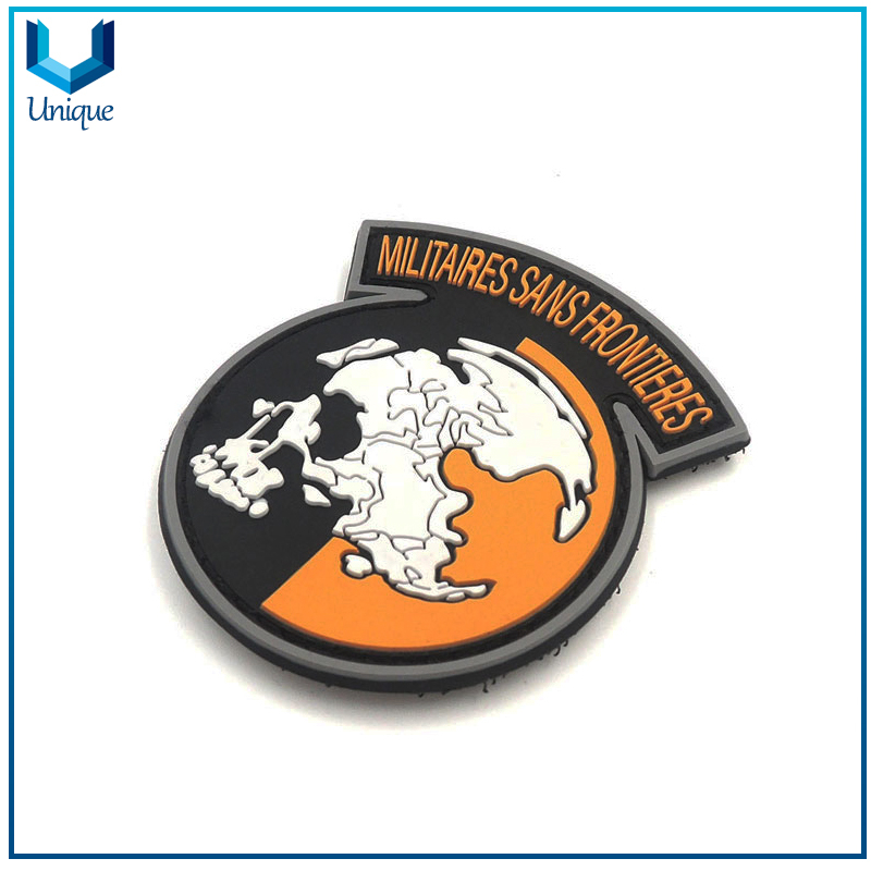 Cheap Rubber PVC patch with Vecro backing, Stitching on Rubber PVC Label for Clothes, Customize Design Rubber Emblem for Garment Decoration