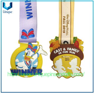 Customized PVC Soft Rubber Plastic Medals Cartoon-shaped 3D Silicone Sports Competition Awards Medals 3D Anime-style Medals