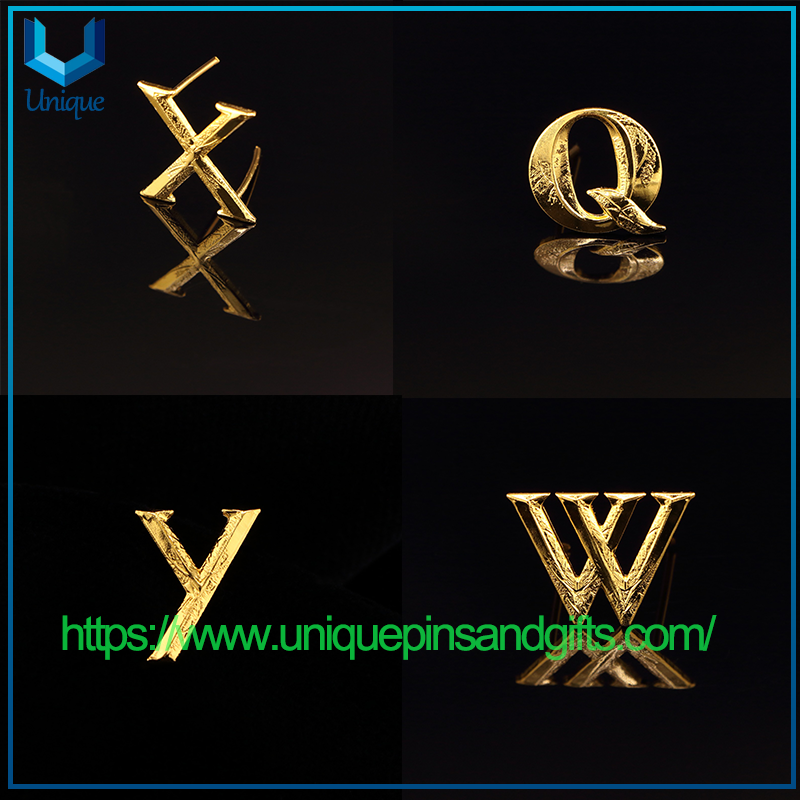 Custom Bronze Gold Plating Uppercase Letters A-Z Bottle Lapel Pin Brooch Badge
