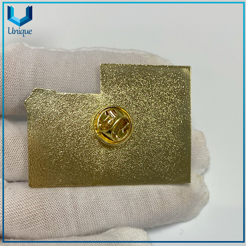 Custom Design Olympic Game Lapel Pin in hard enamel