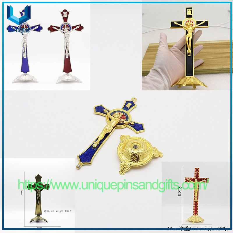 Customized 3D Zinc Alloy Office Home Decoration Ornaments, Die-cast Electroplated Jesus Cross Pendant Decorations