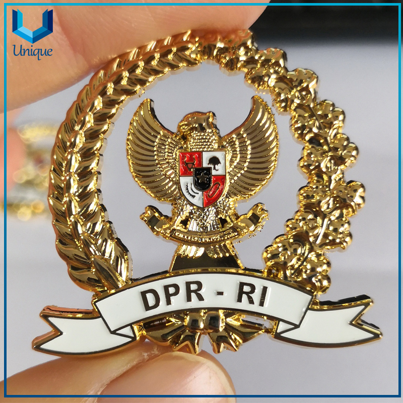 Customize Design 3D Badge, Indonesia DPR Military Badge, 24K gold Plating Pin Badge in High Quality-4