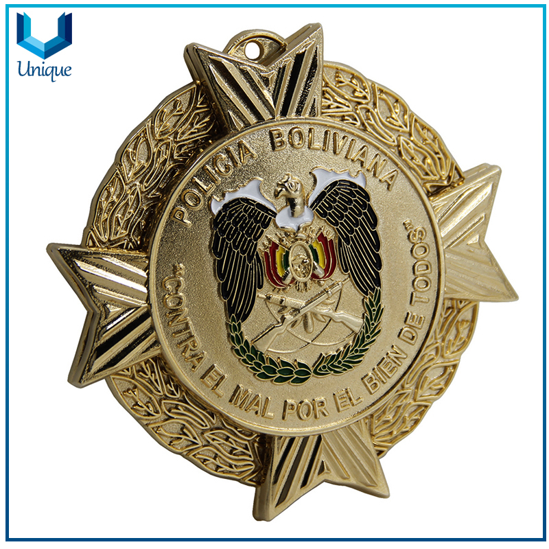 China Whole Metal Crafts Customize Factory, 3D Police Badge Customize, Gold Souvenir Badge in Die Cast, 24K Gold Plating Honor Badge