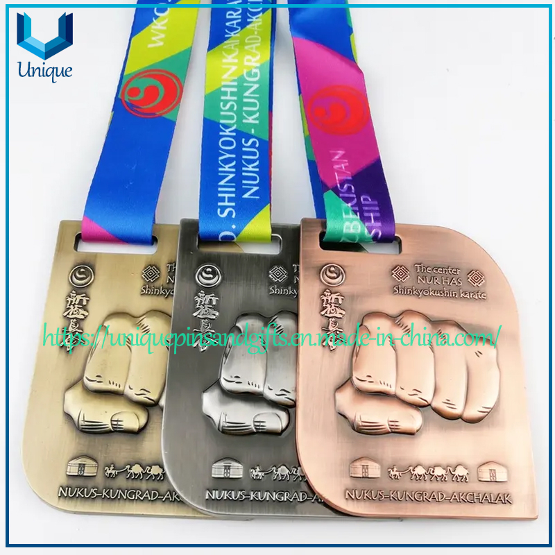 Custom Made 3D Sport Metal Medal Gold Silver Bronze Military Medal Judo Taekwondo Running Marathon Football Soccer Basketball Karate Custom Medals with Ribbon