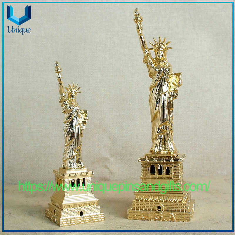 Customized Metal Handicrafts American Tourist Souvenirs Electroplated Statue of Liberty Model Figurines For Tourist Gifts