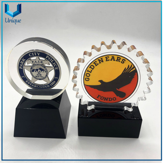 Customize Crystal Trophy Factory, Military Honor Trophy in Crystal with Customize Logo, Wholesale Award K9 Crystal Trophy Cup for Souvenir Gifts