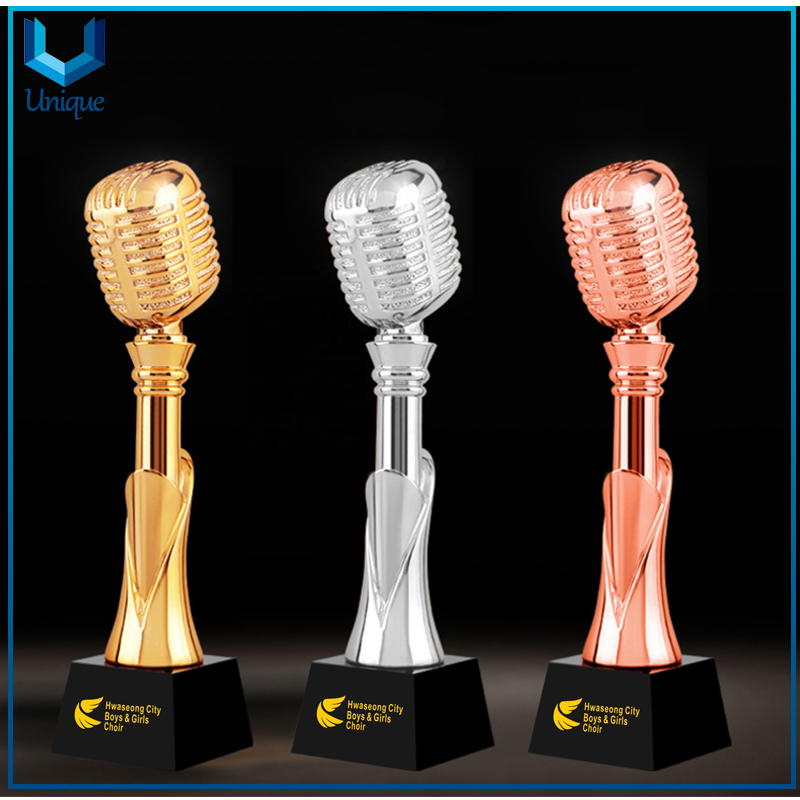 Europe Metal /Resin Microphone Trophy, Music Festival Souvenir Crystal Singing Trophy Cup,Customize Engraving Logo Gold, Silver, Brass Trophy 