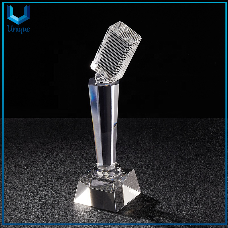 Europe Metal /Resin Microphone Trophy, Music Festival Souvenir Crystal Singing Trophy Cup,Customize Engraving Logo Gold, Silver, Brass Trophy 