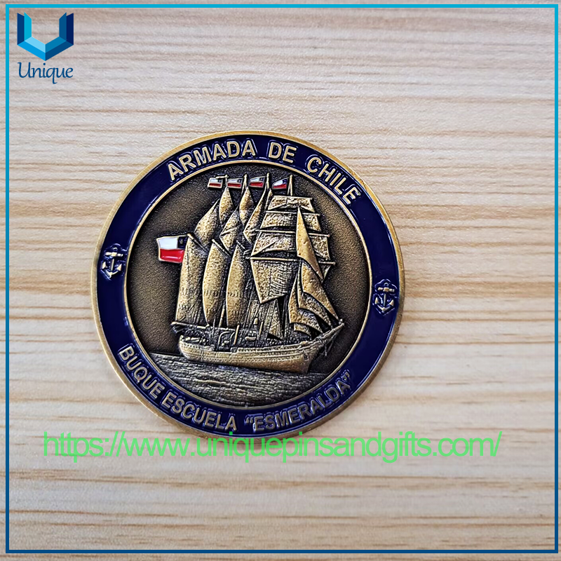 Custom Design ARMADA DE CHIL 3D Metal Gold Plating Colourful Commemorative Coins