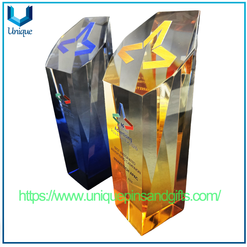 Factory Customized Optical Inner Engraved Crystal Glass Trophy K9 Crystal Trophy Award Deluxe Crystal Award Medal And Trophy